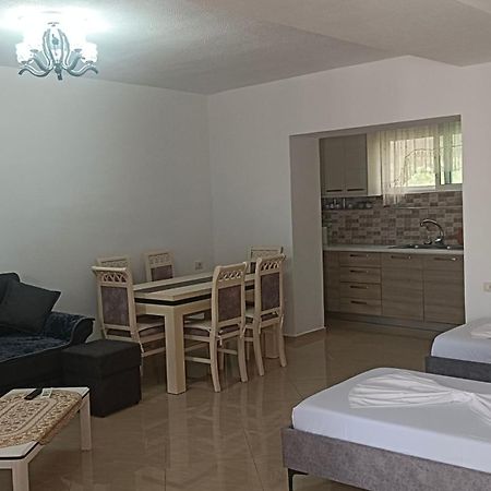 Amantia Apartments ซารานเดอ ภายนอก รูปภาพ